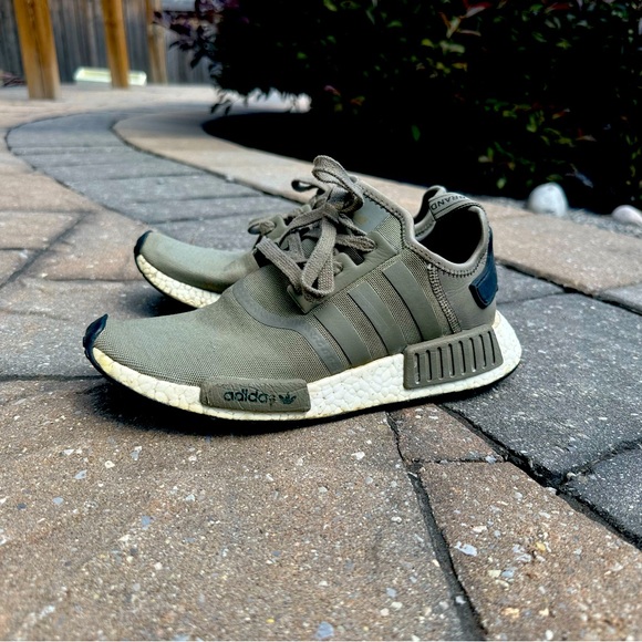 Olive green NMD R1 - Picture 1 of 4